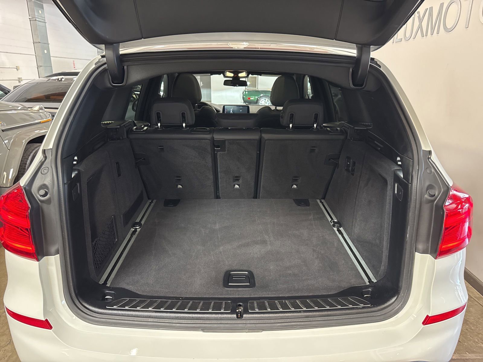 Used 2019 BMW X3 sDrive30i w/ Driving Assistance Package RWD image 12