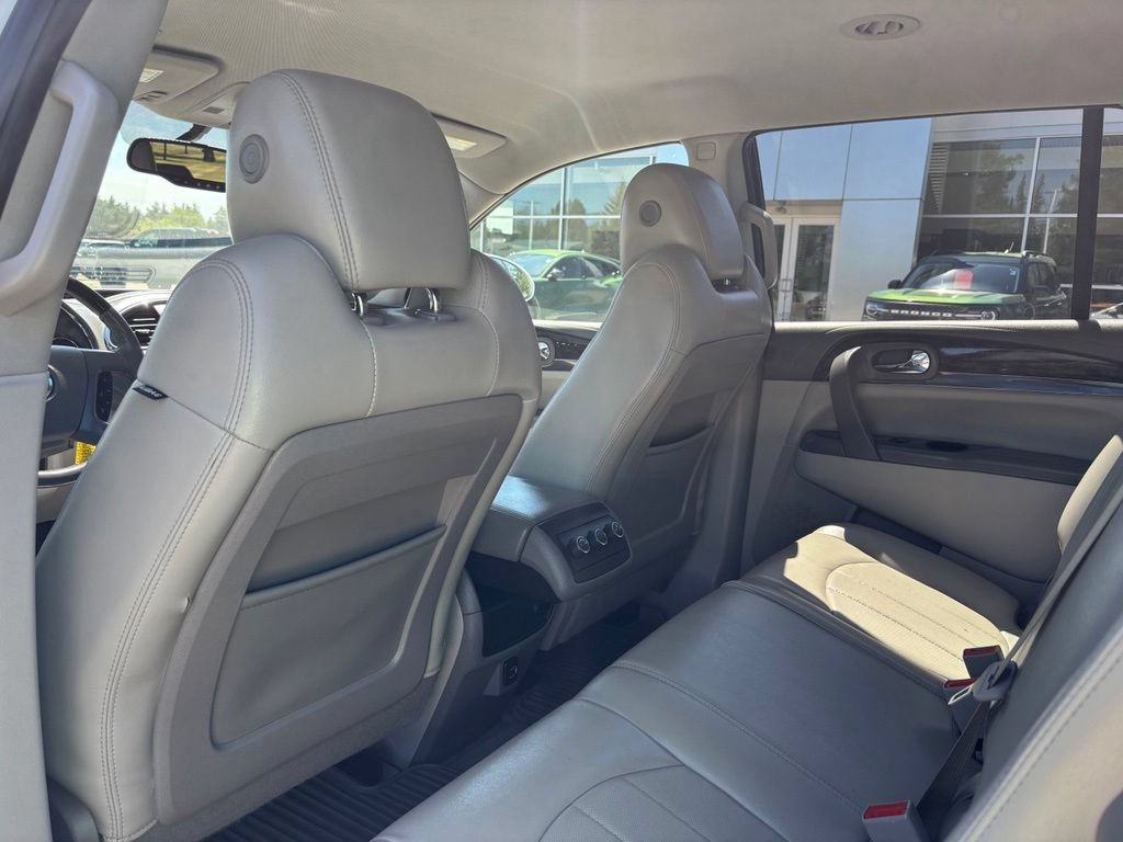 Used 2017 Buick Enclave Leather w/ Trailering Package FWD image 12