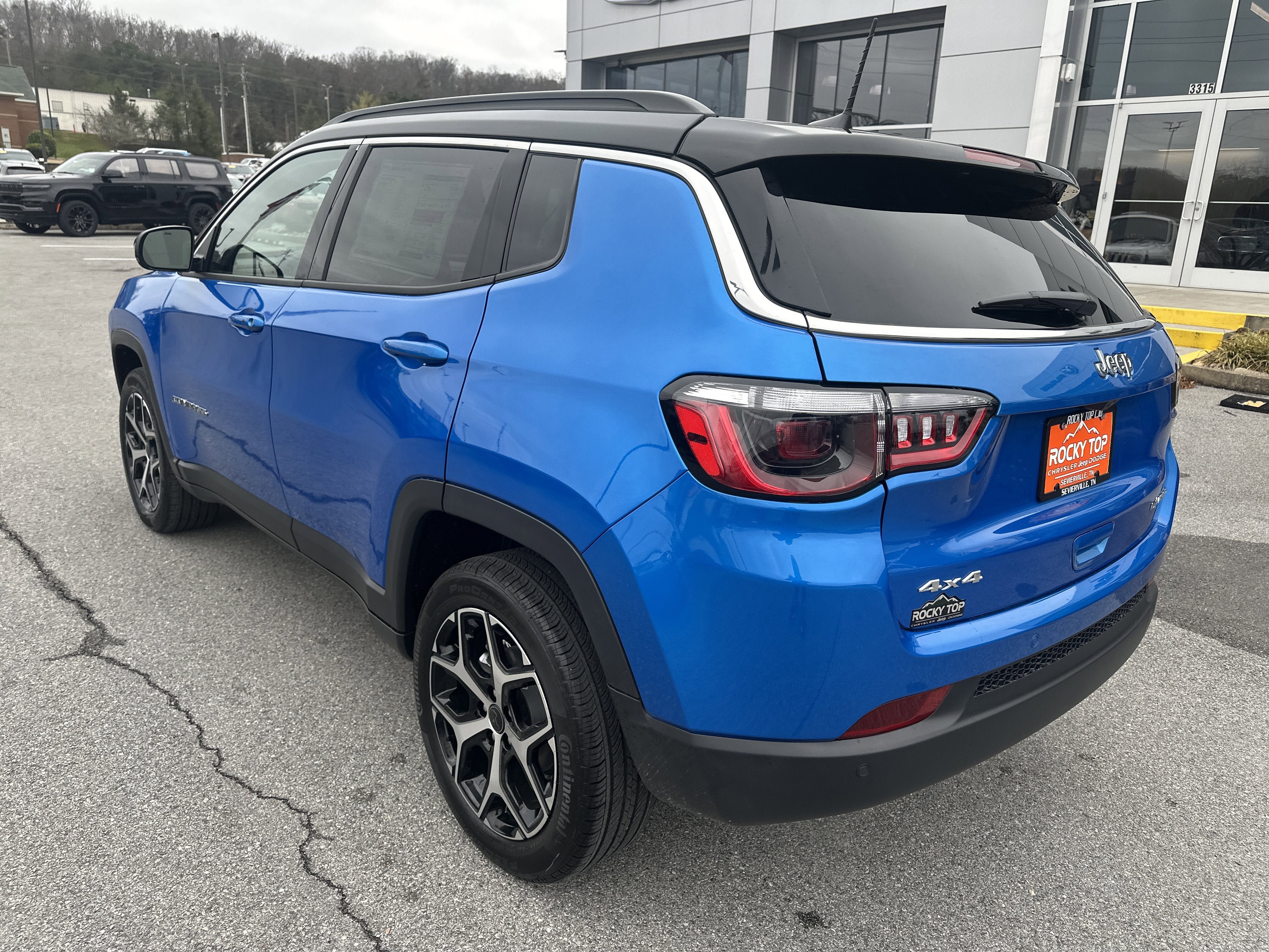 New 2026 Jeep Compass Limited AWD/4WD image 9
