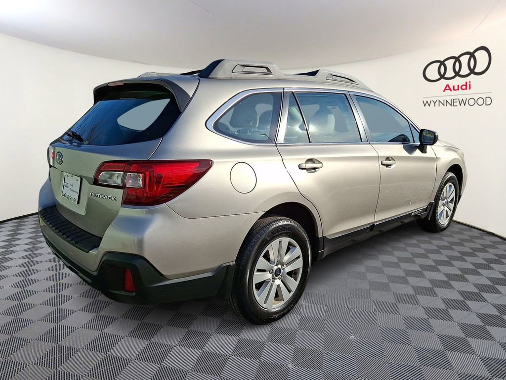Used 2018 Subaru Outback 2.5i image 6