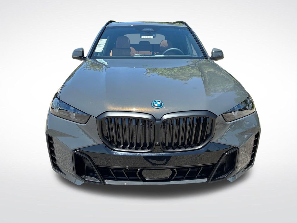 New 2026 BMW X5 xDrive50e w/ Executive Package AWD/4WD image 8