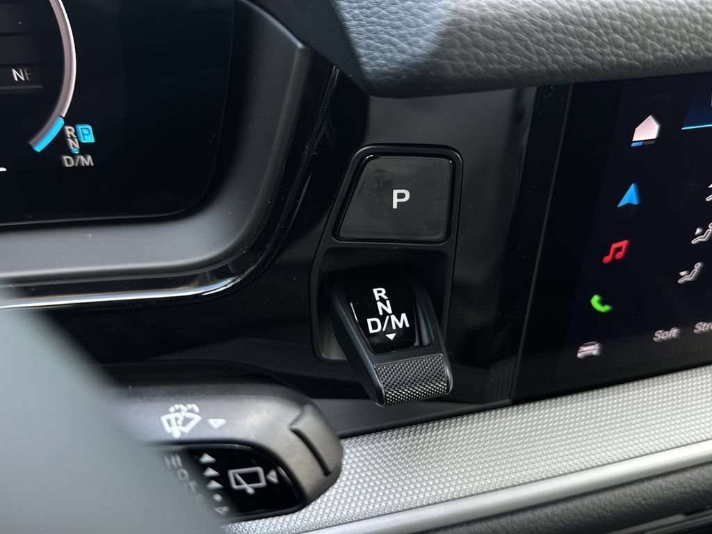 Certified 2026 Porsche Cayenne AWD/4WD image 16