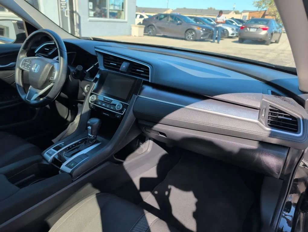 Used 2018 Honda Civic EX-T image 24
