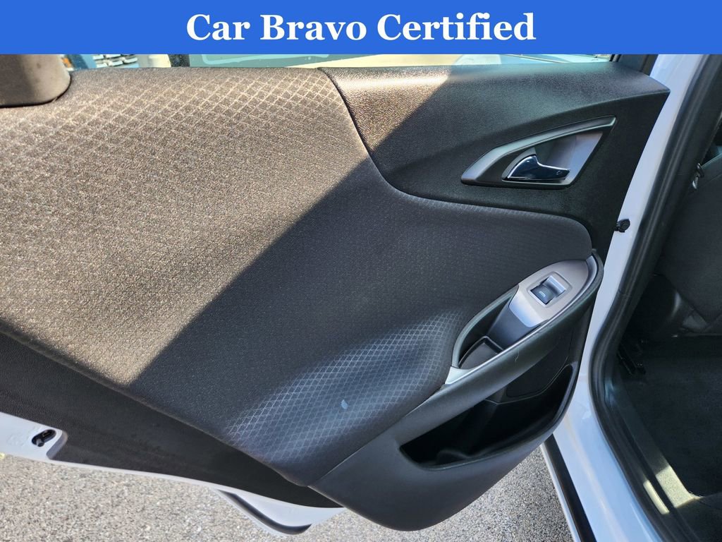 Used 2023 Chevrolet Malibu LT image 35