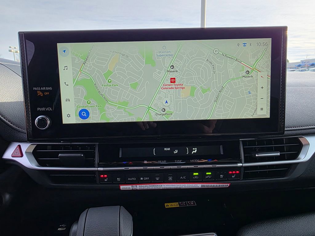 Used 2025 Toyota Sienna Platinum image 18