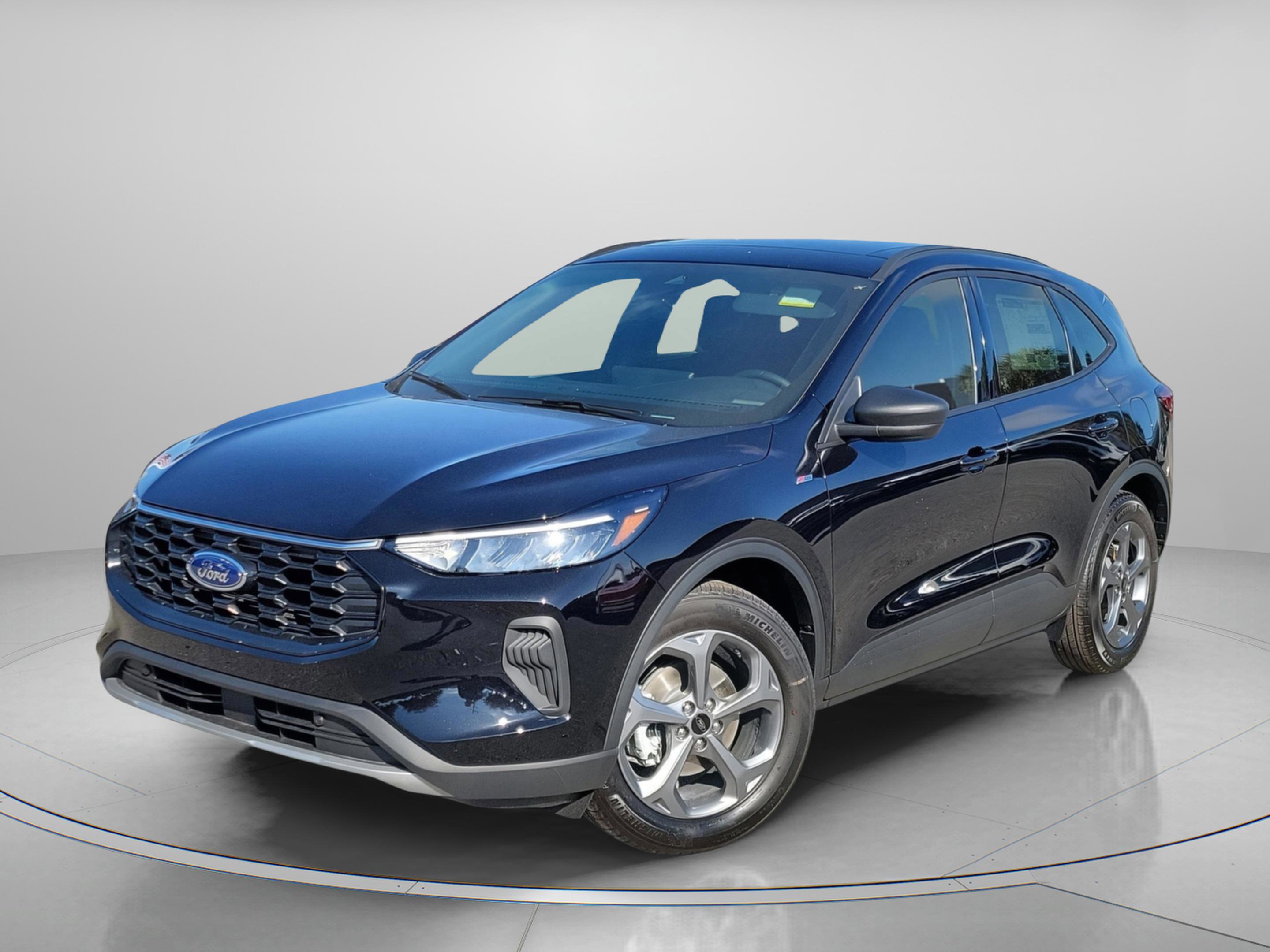 New 2026 Ford Escape ST-Line w/ Tech Pack #1 image 2