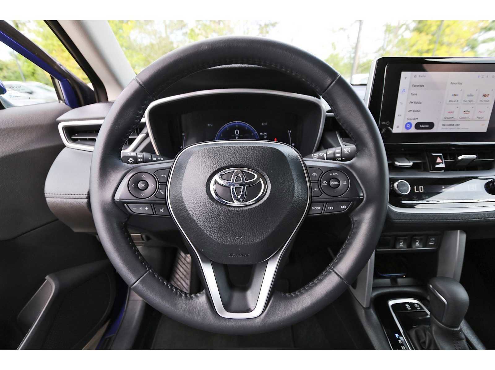 Used 2024 Toyota Corolla Cross XLE w/ Convenience Package image 13