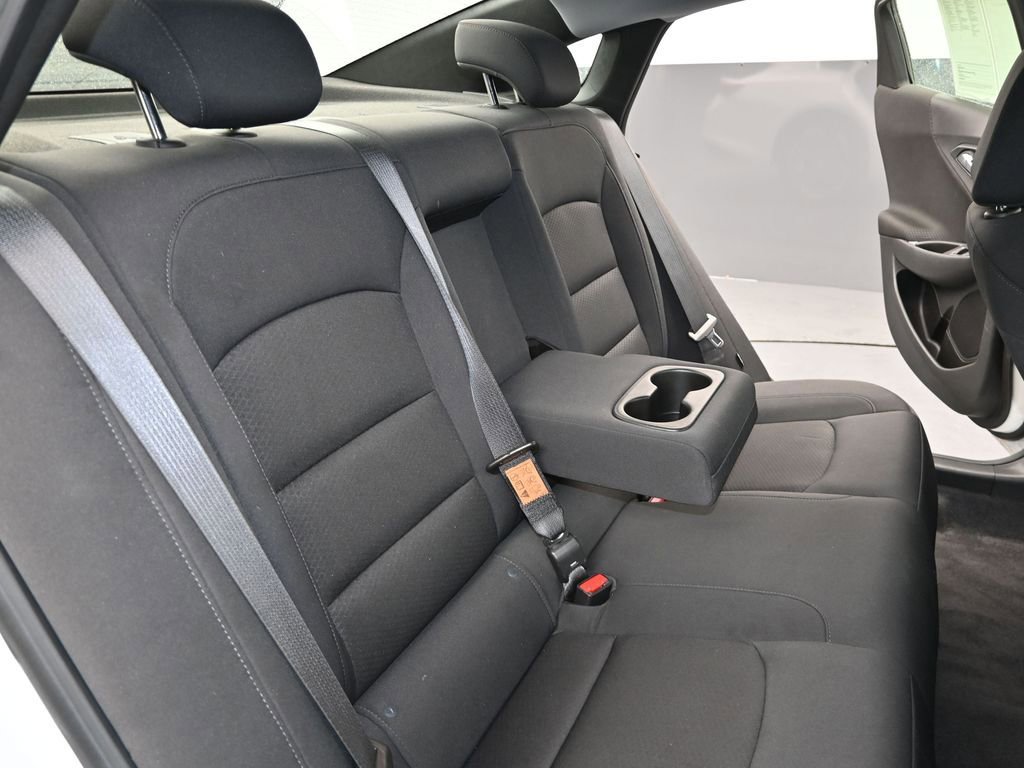 Used 2023 Chevrolet Malibu LT image 24