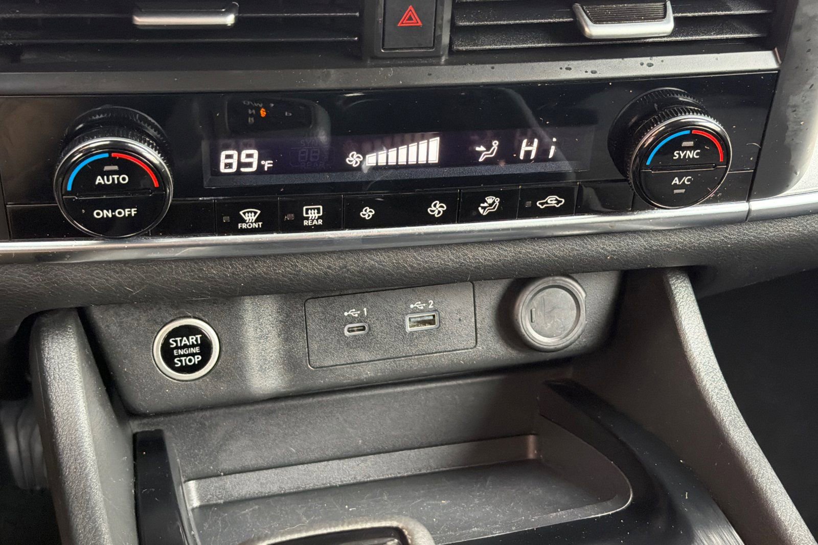 Used 2023 Nissan Rogue SV image 20