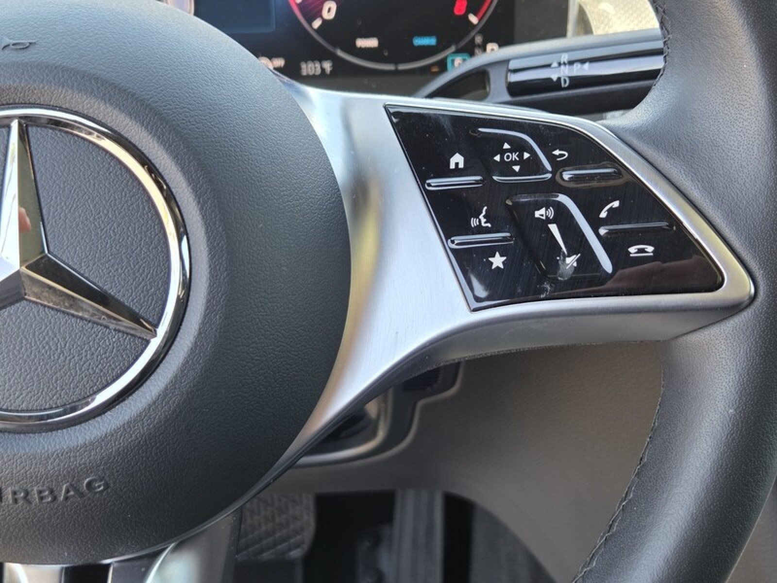 Certified 2026 Mercedes-Benz GLC 300 image 27
