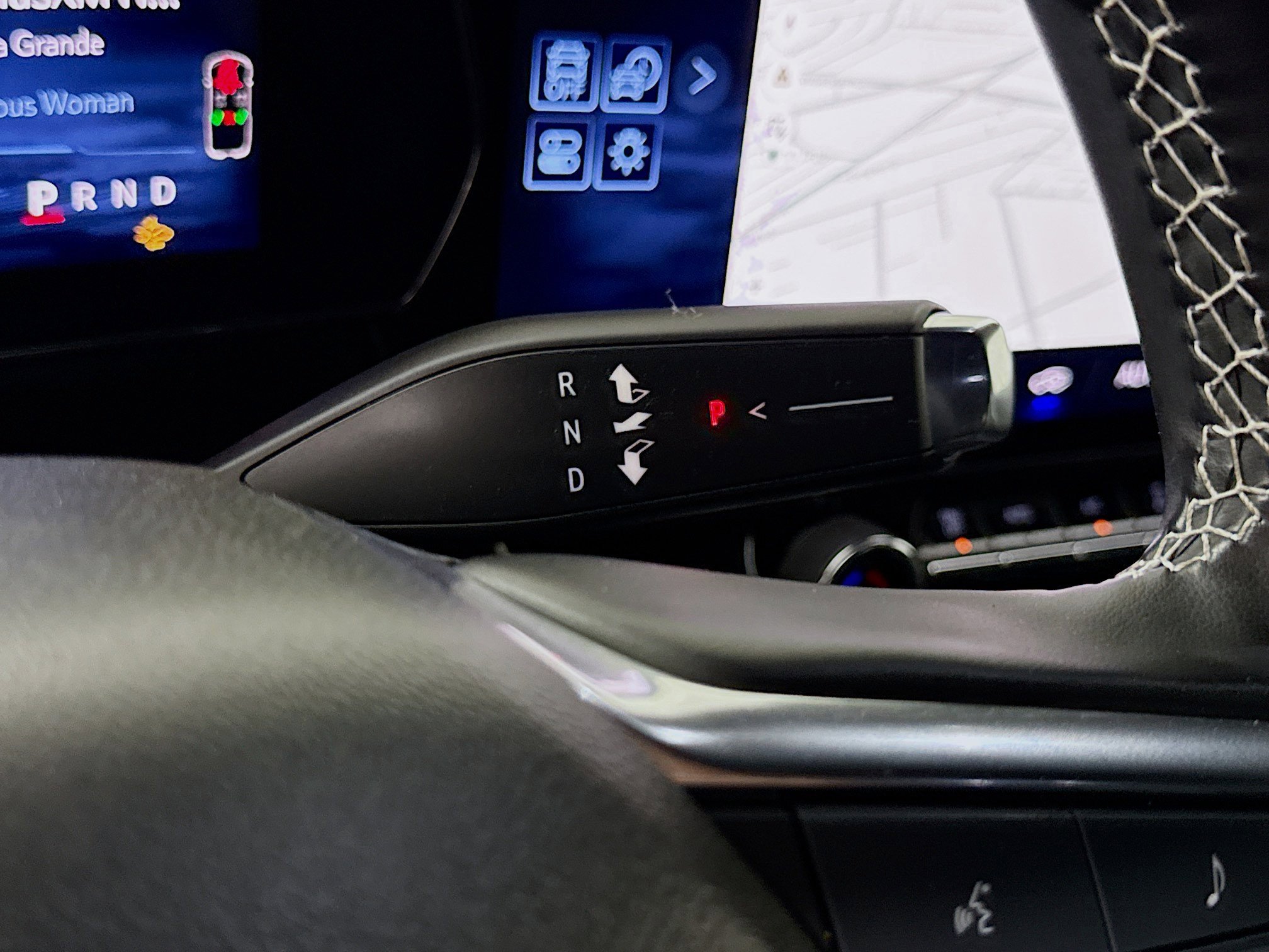 Used 2024 Chevrolet Blazer EV LT image 17