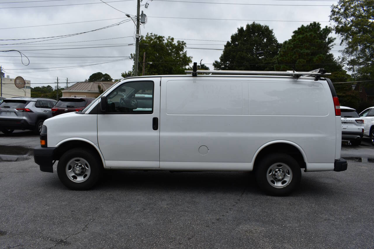Used 2021 Chevrolet Express 2500 w/ Driver Convenience Package image 3
