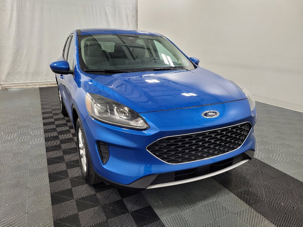 Used 2020 Ford Escape SE image 14