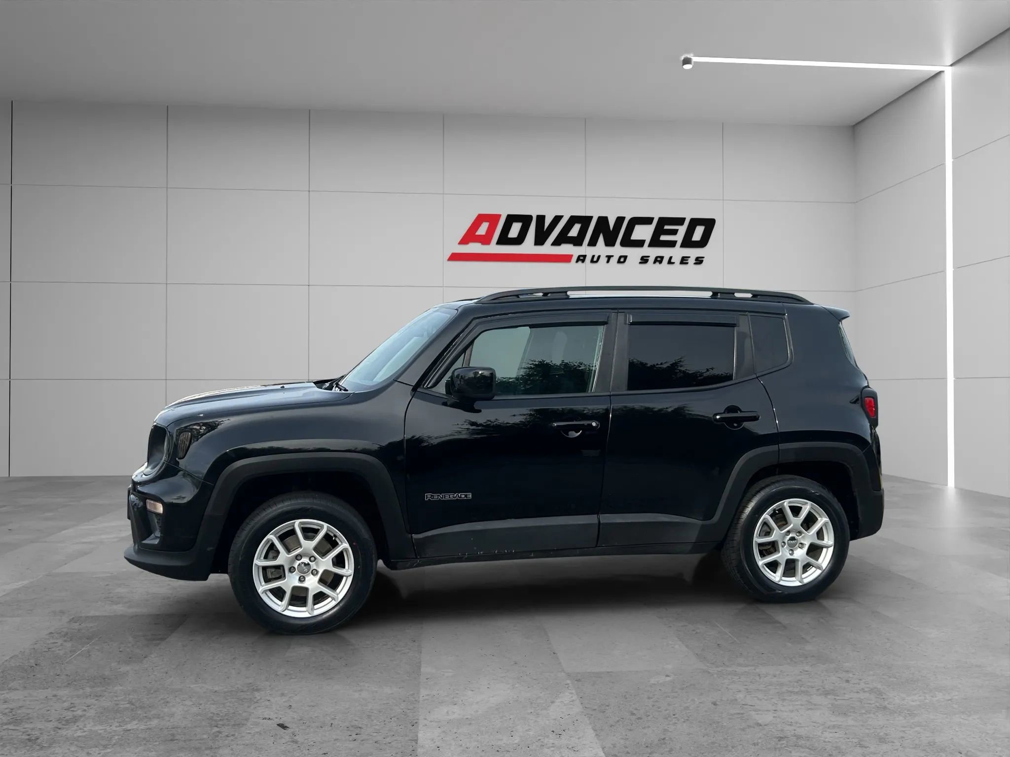 Used 2021 Jeep Renegade Latitude w/ Convenience Group image 7
