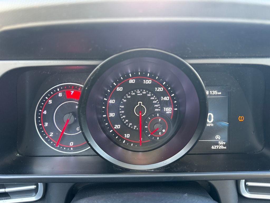 Used 2021 Hyundai Elantra SE image 19