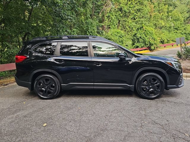 Used 2023 Subaru Ascent Onyx Edition Limited AWD/4WD image 2