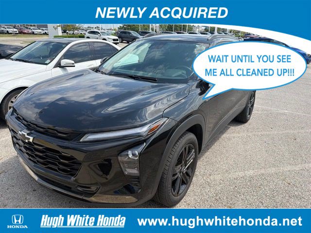 Used 2024 Chevrolet Trax ACTIV w/ Sunroof Package