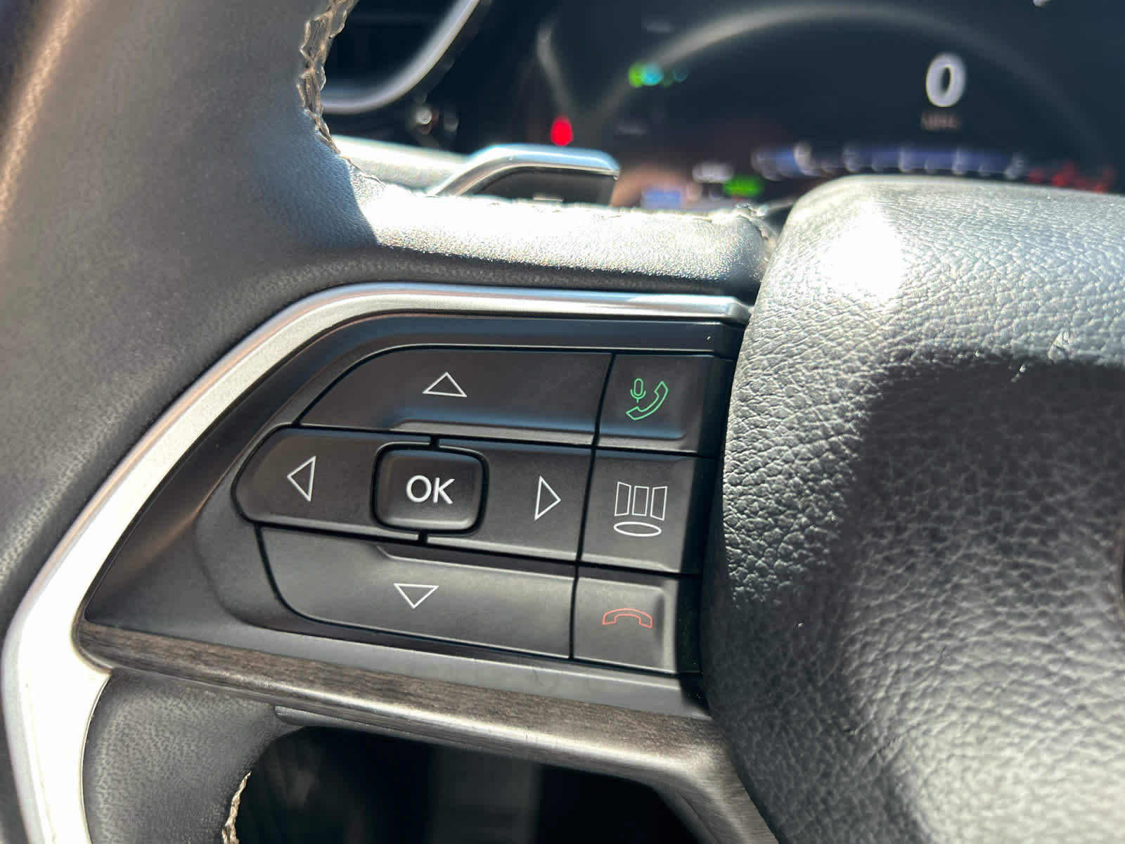 Used 2023 Jeep Grand Cherokee 4WD 4xe image 36