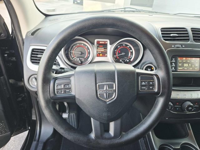 Used 2014 Dodge Journey SXT w/ Flexible Seating Group image 17