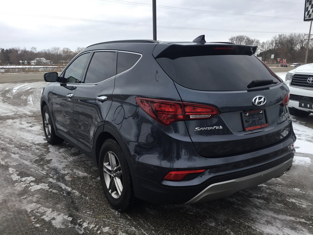 Used 2017 Hyundai Santa Fe Sport image 10