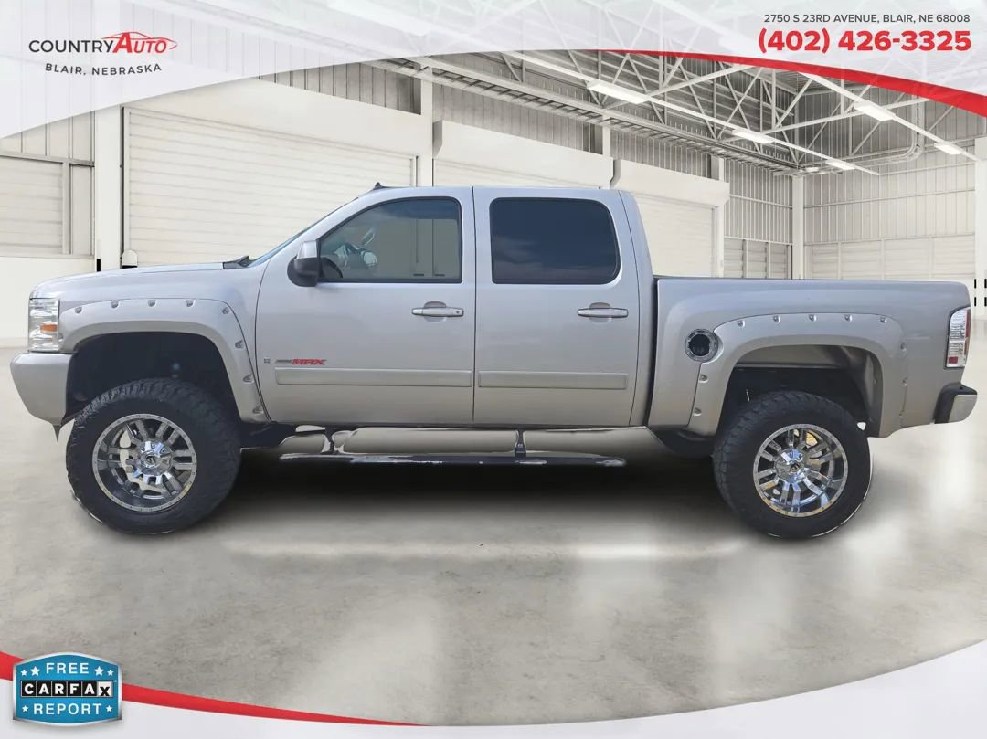Used 2008 Chevrolet Silverado 1500 LTZ w/ Max Trailering Pack image 2