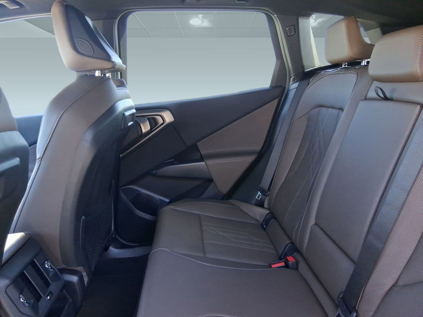 Used 2026 BMW X3 xDrive30 w/ Convenience Package image 27