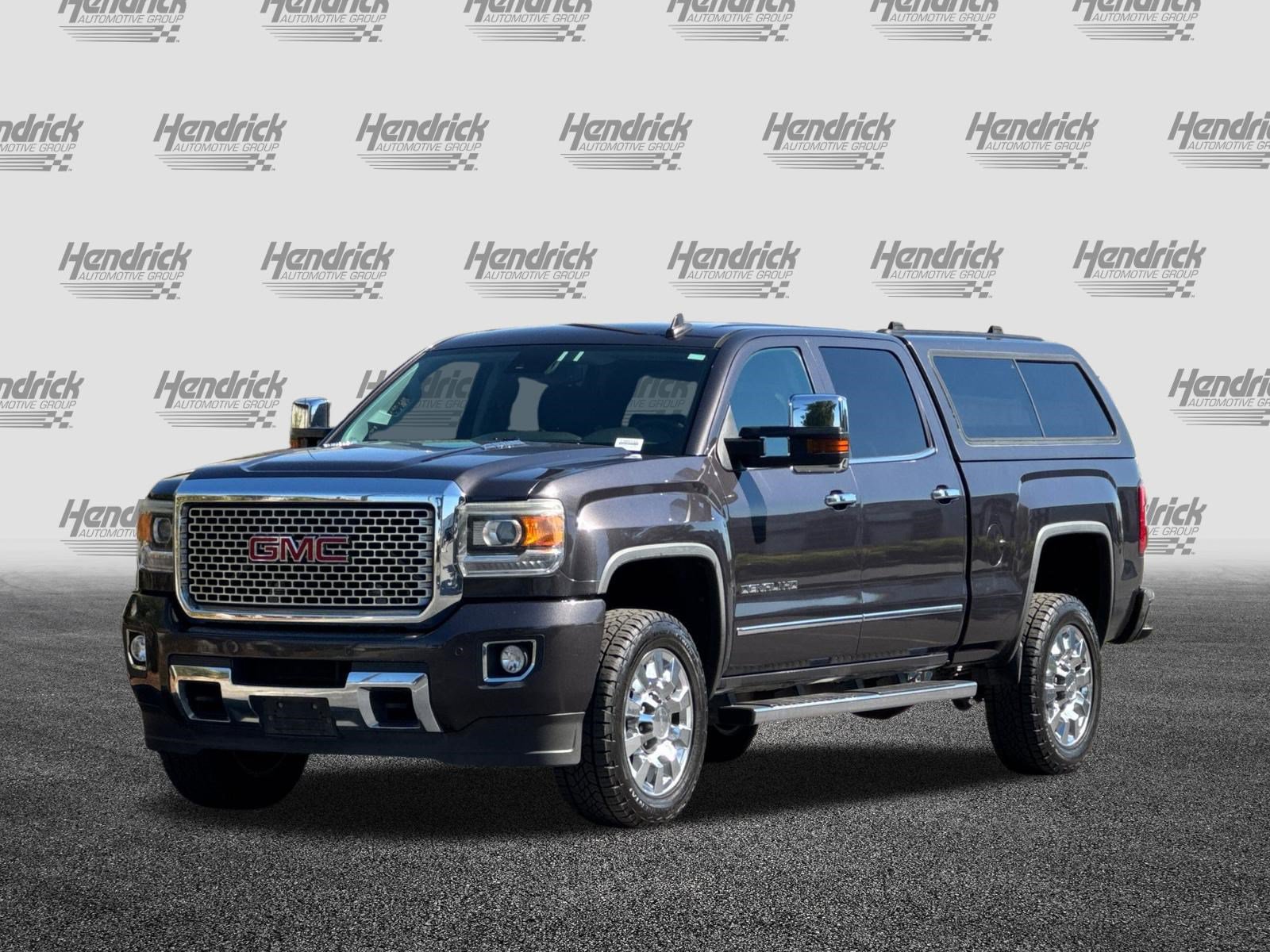 Used 2015 GMC Sierra 2500 Denali w/ Duramax Plus Package AWD/4WD image 9