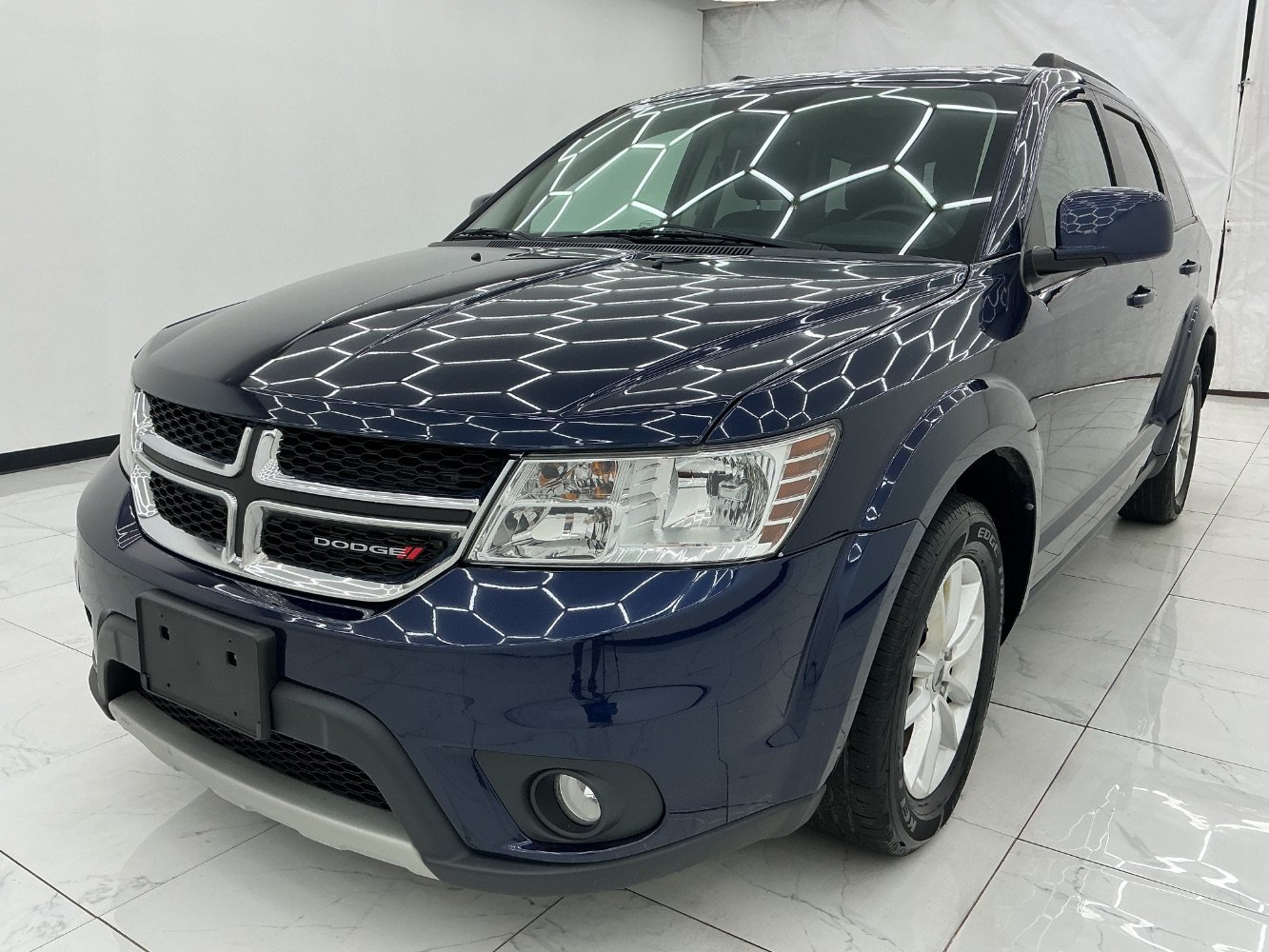 Used 2018 Dodge Journey SXT w/ Premium Group FWD image 1