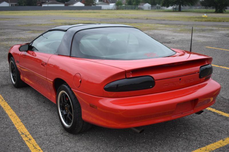 Used 1998 Chevrolet Camaro Z28 w/ Preferred Equipment Group 2 RWD image 11