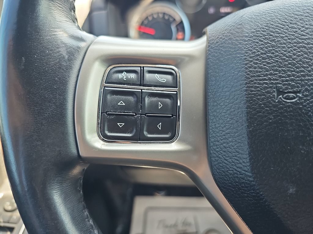 Used 2016 RAM 1500 Laramie AWD/4WD image 17