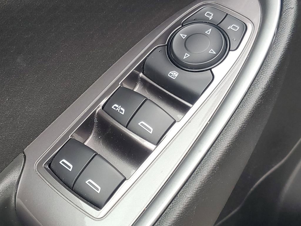 Used 2023 Chevrolet Malibu LT image 11