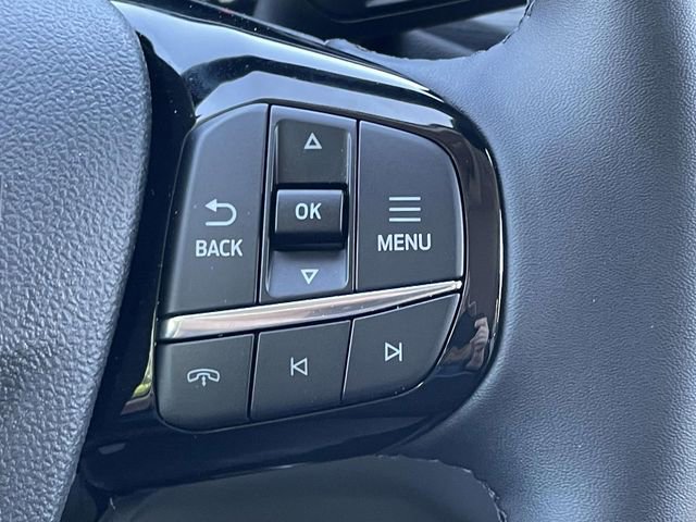 New 2025 Ford Escape SE w/ PHEV Premium Package FWD image 18