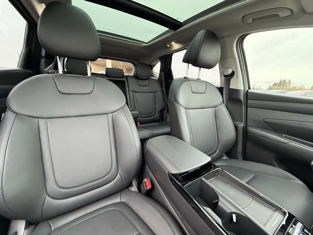 Certified 2025 Hyundai Tucson SEL image 17