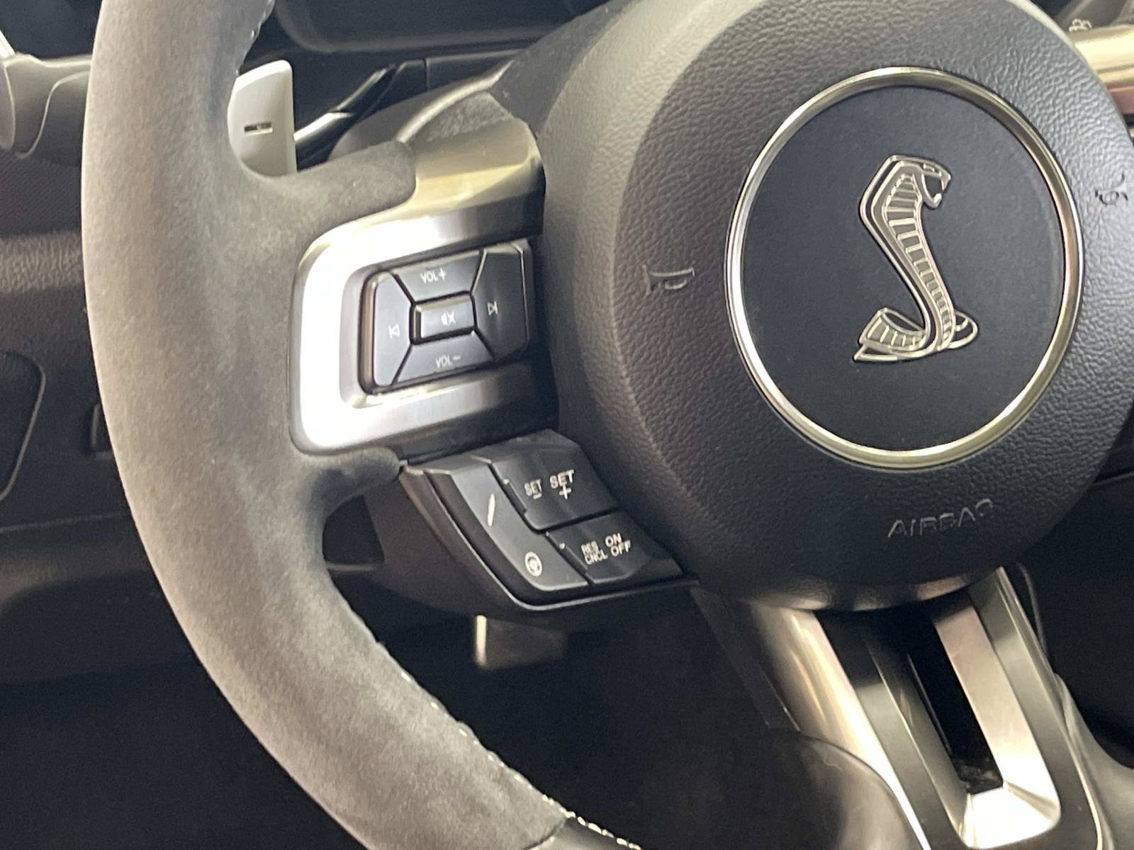 Used 2020 Ford Mustang Shelby GT500 w/ Technology Package RWD image 9