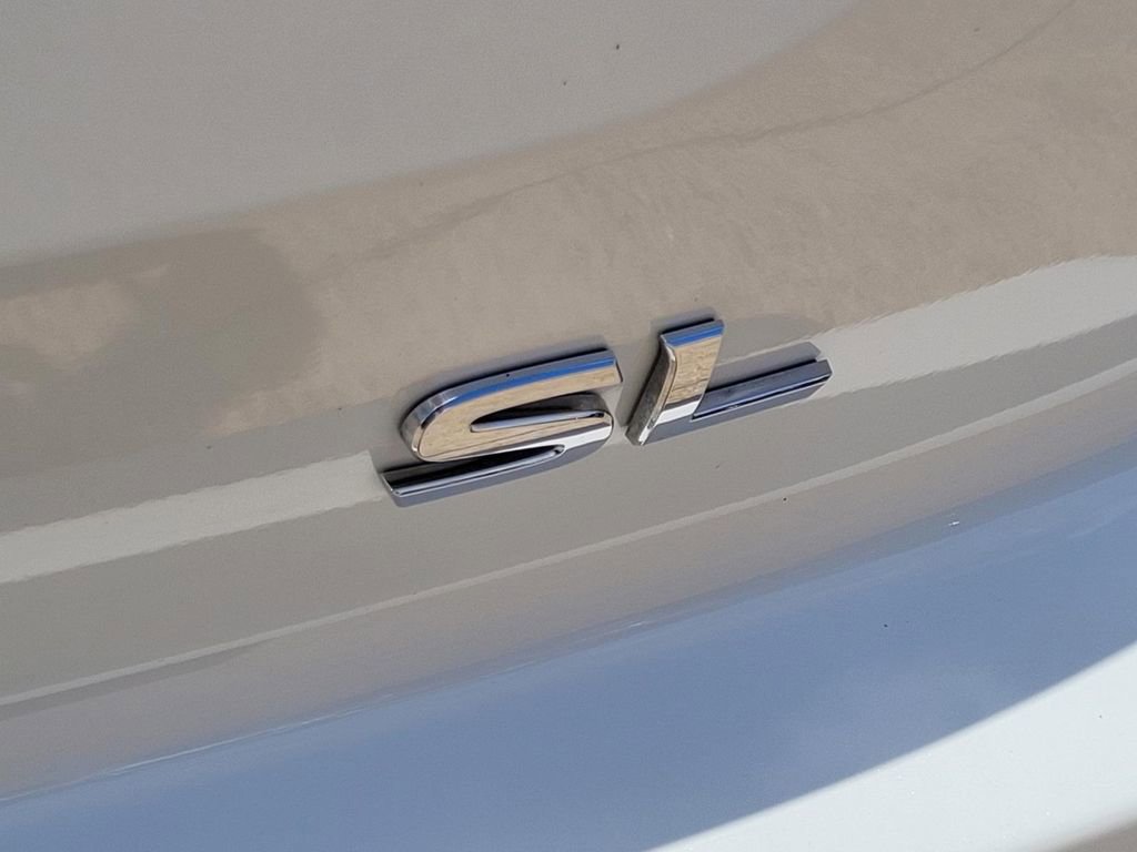 Used 2023 Nissan Pathfinder SL w/ Lighting Package (N92) FWD image 9