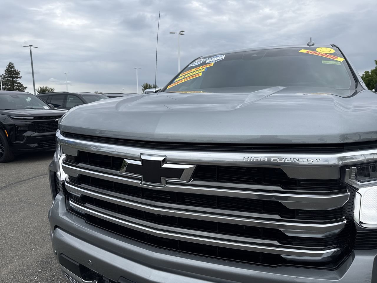 Used 2025 Chevrolet Silverado 1500 High Country AWD/4WD image 31