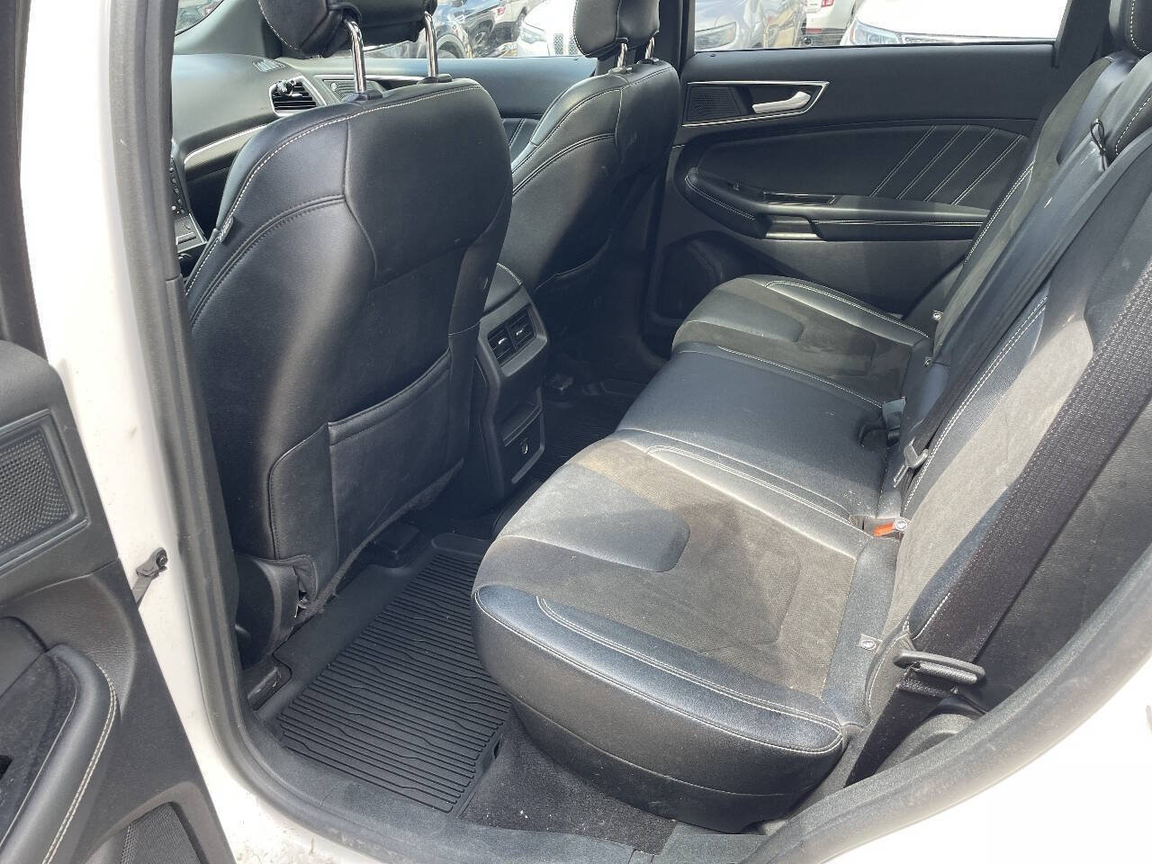 Used 2019 Ford Edge ST w/ Cold Weather Package AWD/4WD image 17