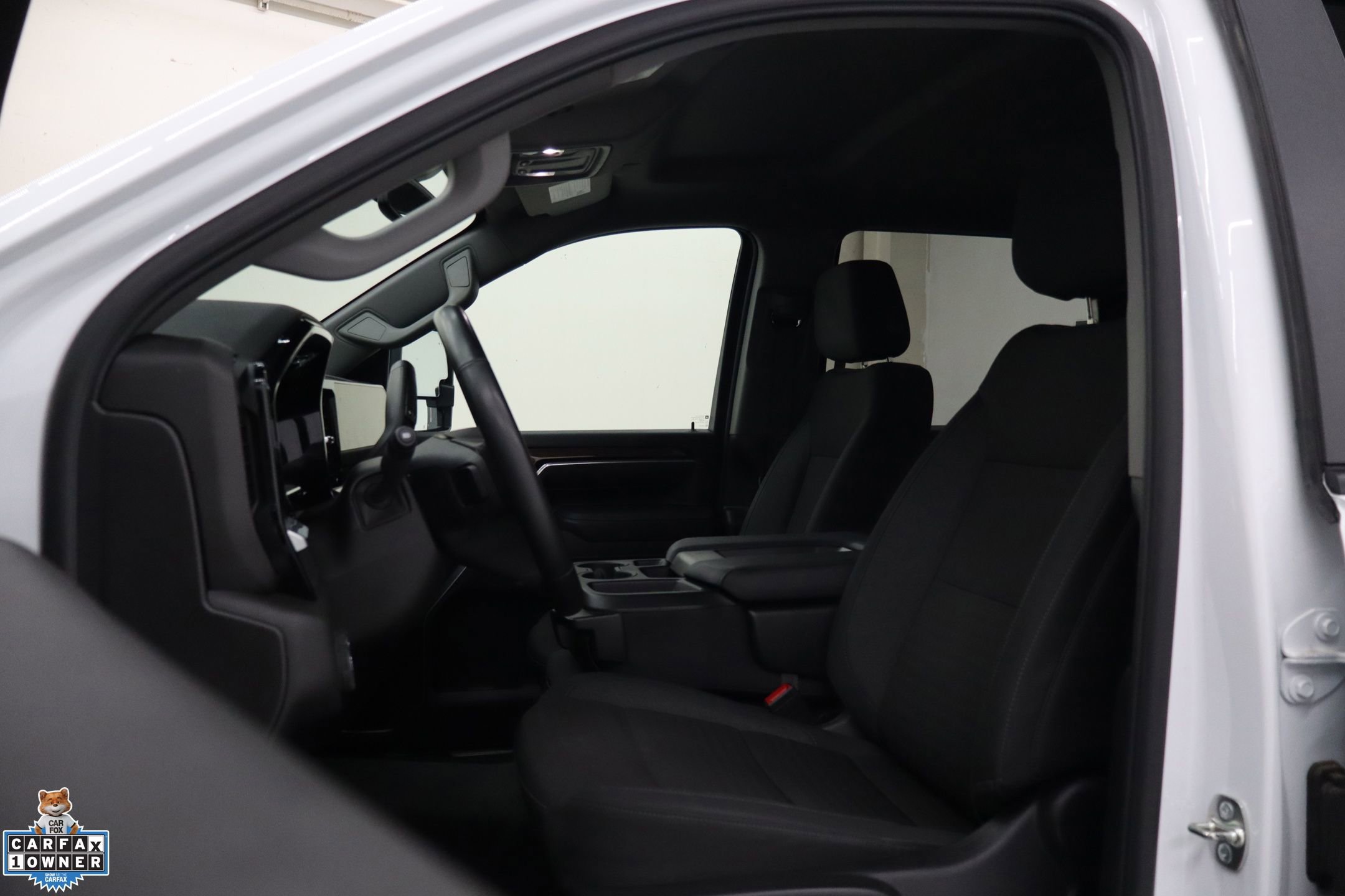 Used 2025 Chevrolet Silverado 2500 LT w/ Safety Package image 11