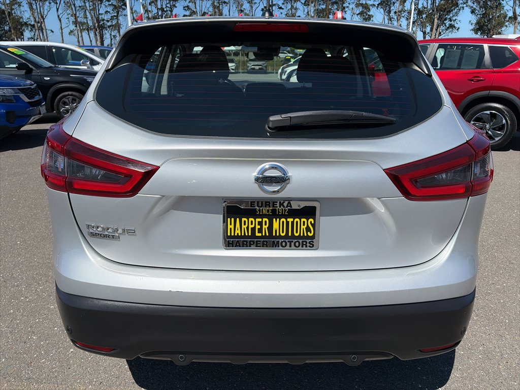 Used 2020 Nissan Rogue Sport S FWD image 4
