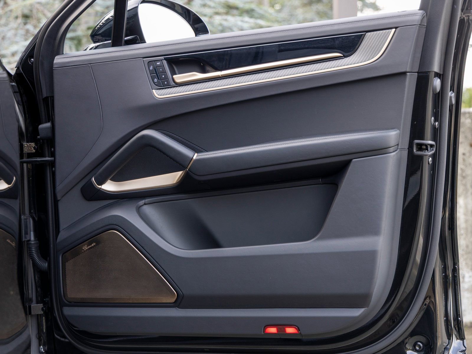 Certified 2025 Porsche Cayenne GTS image 54