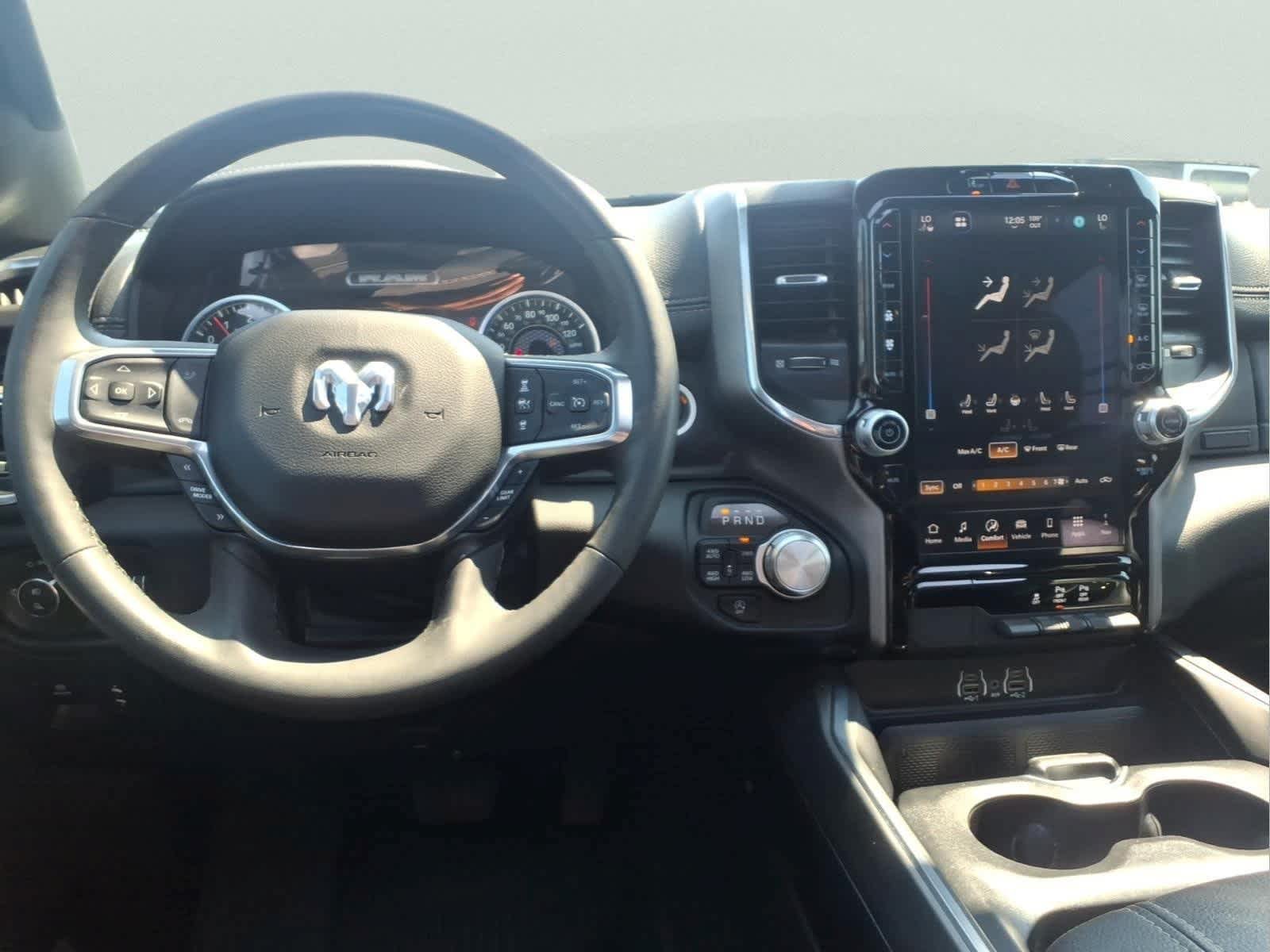 Used 2025 RAM 1500 Laramie w/ Sport Appearance Package AWD/4WD image 15