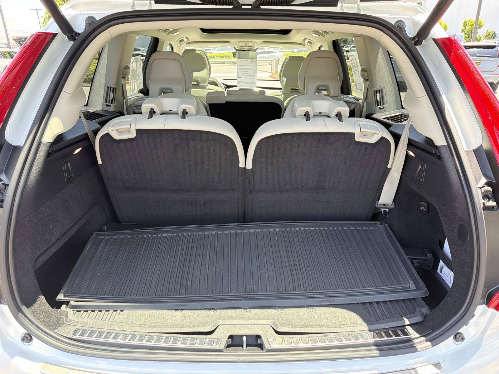 Certified 2023 Volvo XC90 B5 Plus w/ Protection Package Premier AWD/4WD image 24