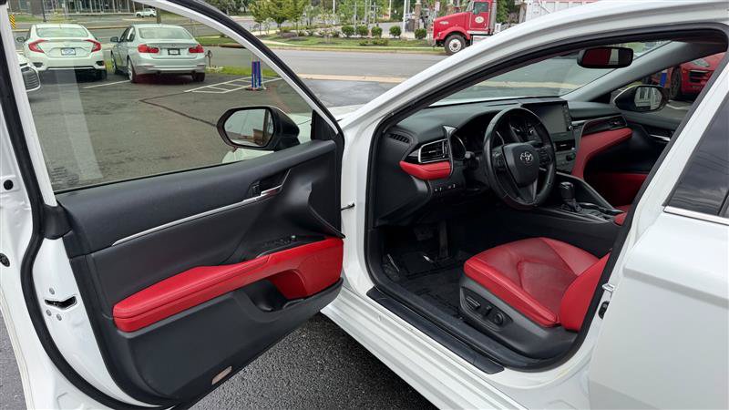 Used 2022 Toyota Camry XSE FWD image 20