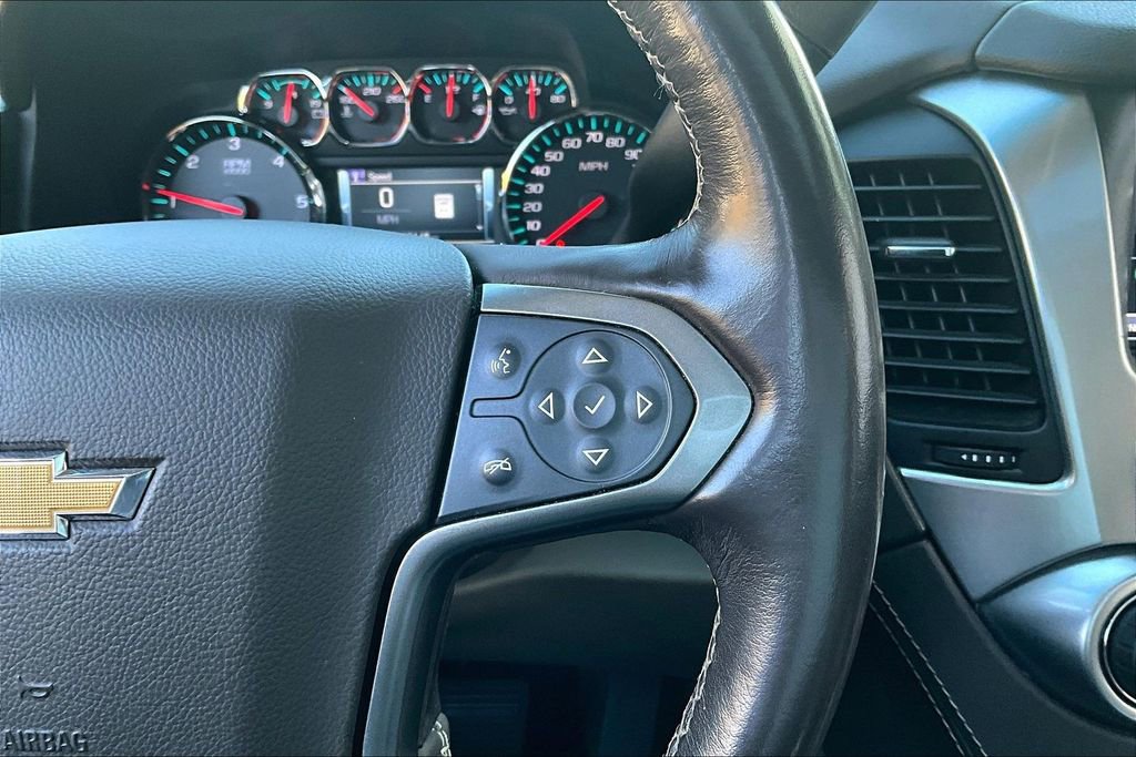 Used 2020 Chevrolet Suburban Premier image 12