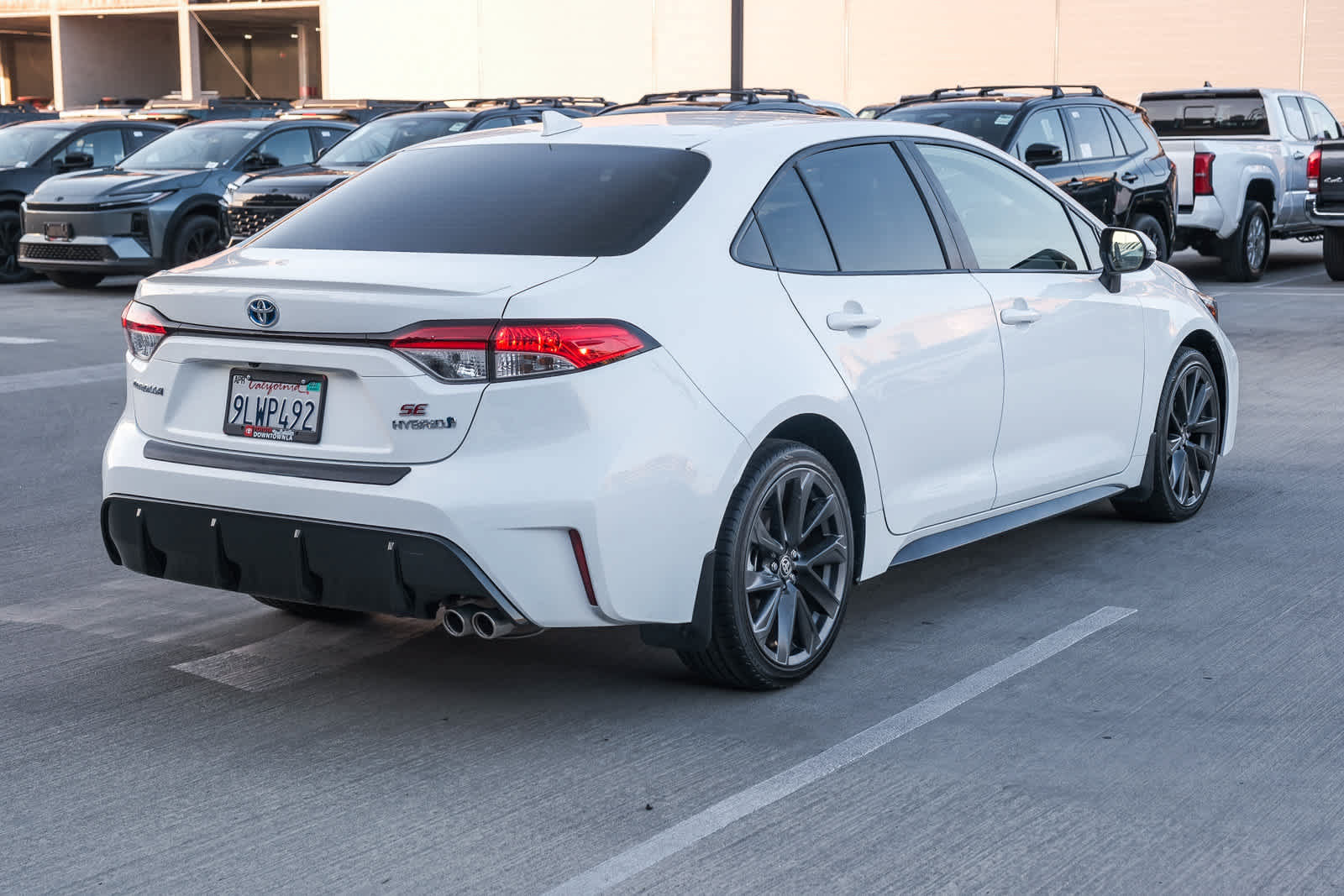 Certified 2024 Toyota Corolla SE w/ SE Package FWD image 4
