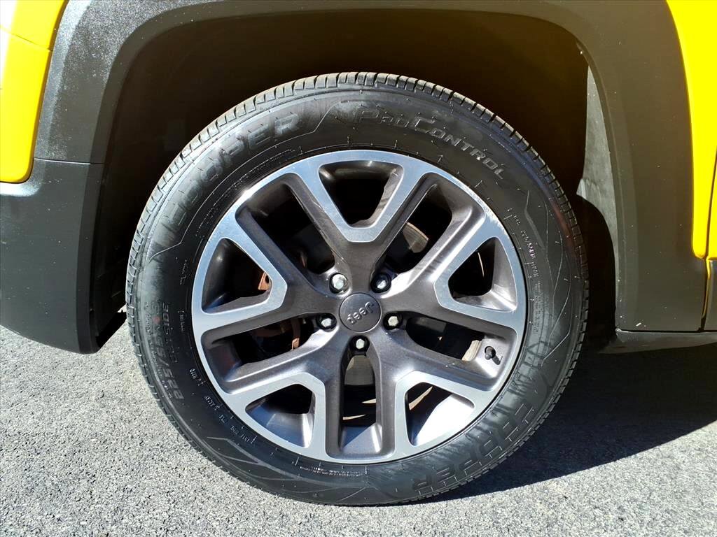 Used 2016 Jeep Renegade Latitude image 5