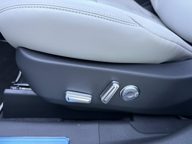 New 2026 Lincoln Nautilus Premier w/ Equipment Group 102A AWD/4WD image 12