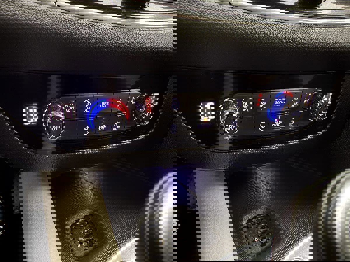 Used 2021 Buick Enclave Essence w/ Experience Buick Package image 22