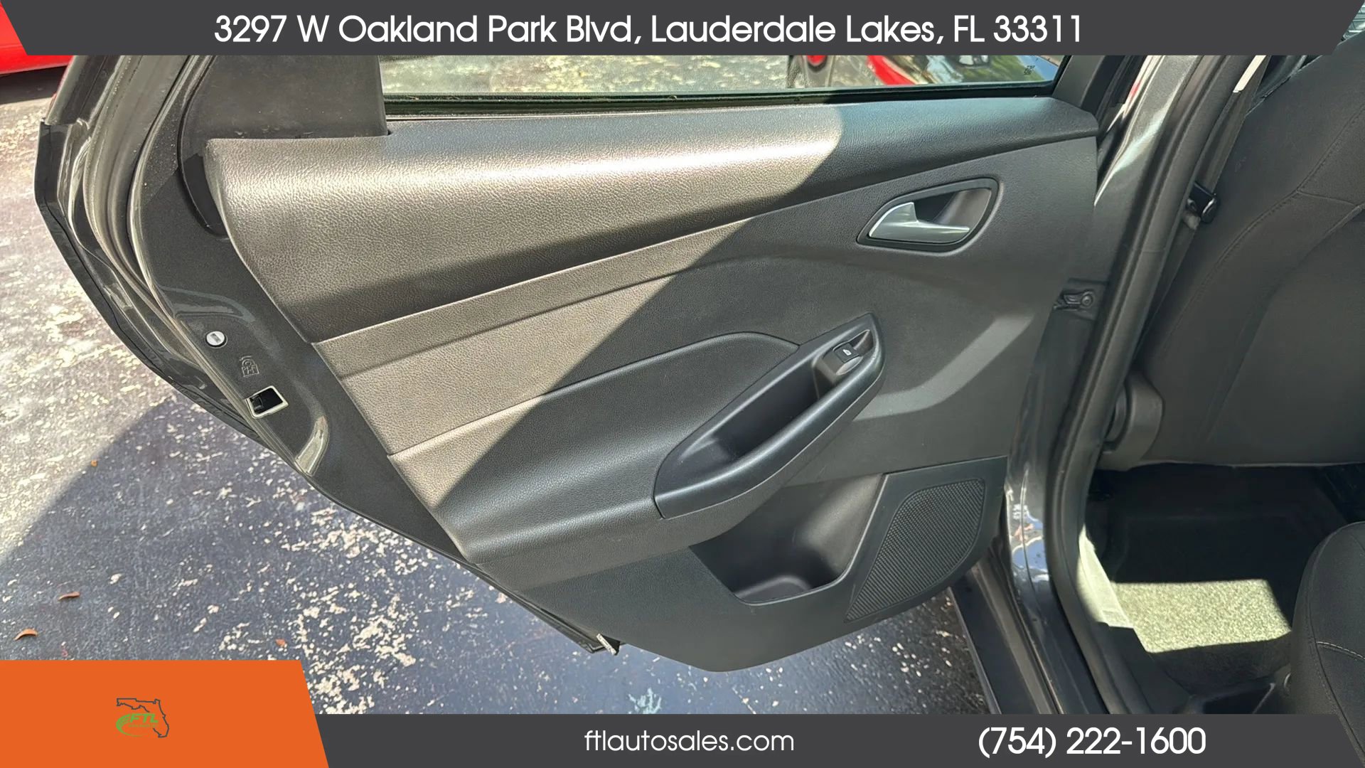 Used 2018 Ford Focus SE FWD image 26