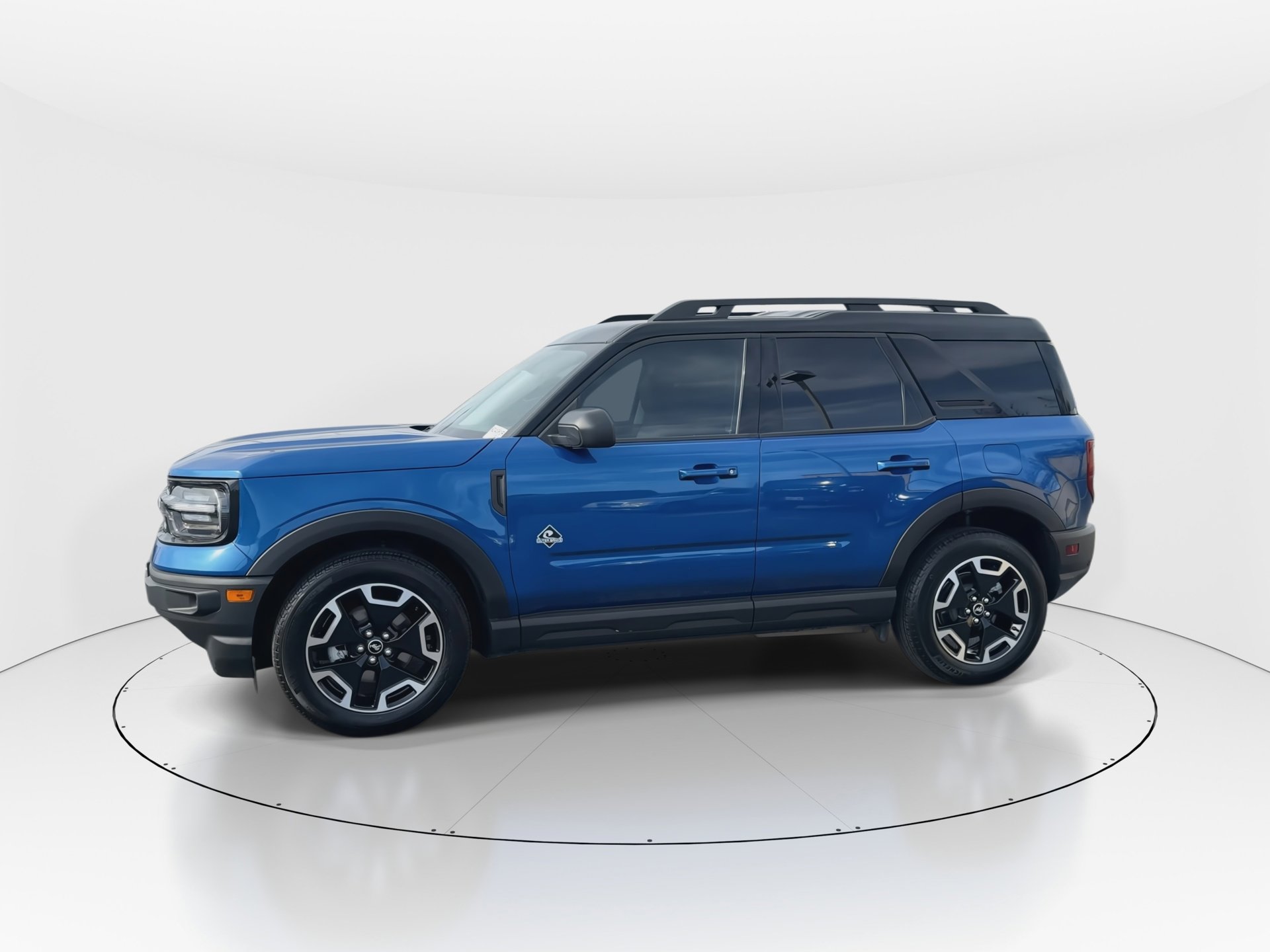 Used 2024 Ford Bronco Sport Outer Banks image 4